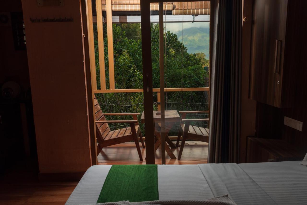 Wayanad Doubletree Villa Витхири Экстерьер фото
